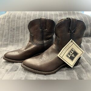 Frye Boots Billy Short Bootie Western Boots Brown Leather - Like New